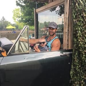 Meet your Posher, Bentley